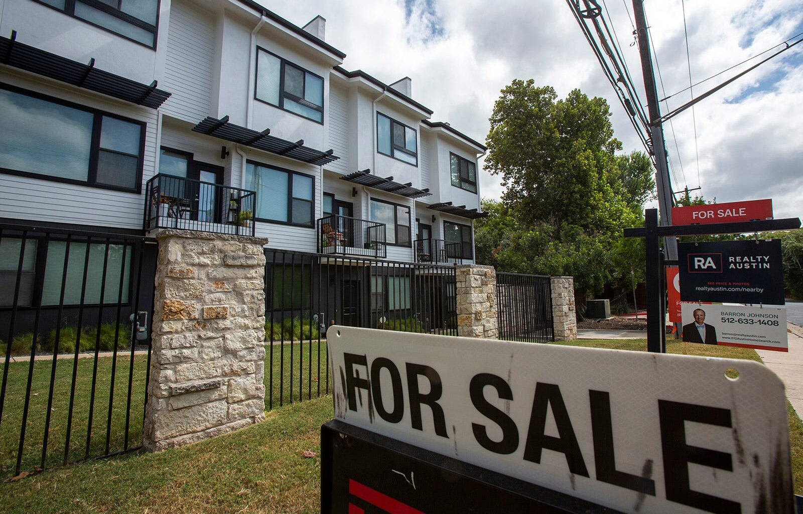 San Antonio, Austin lead U.S. buyer markets, Redfin says
