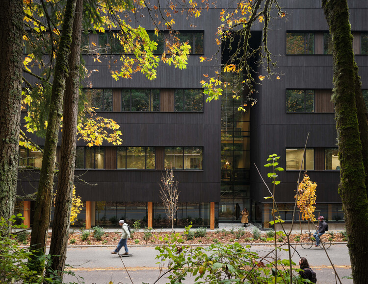 Kaiser Borsari Hall - Western Washington University / Perkins&Will - Exterior Photography