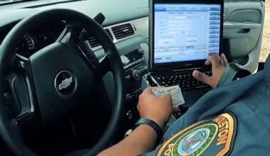 Houston council member proposes change to HPD policy on ICE warrants; police union calls it ‘impossible’