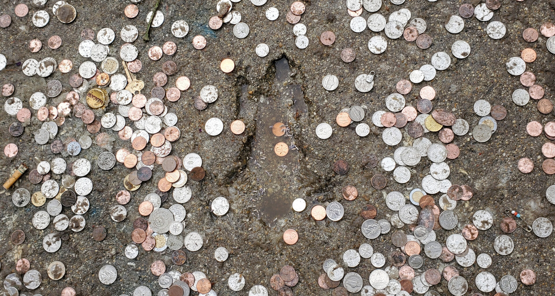 The Chicago Rat Hole wasn’t made by a rat—but it was perfectly, hilarious Chicago