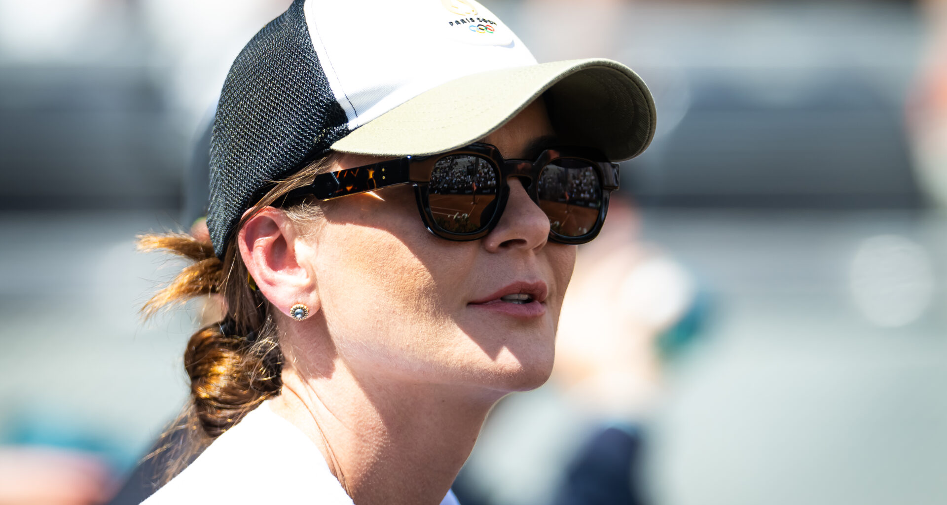 Radwanska reshapes Linette’s approach with tour-tested insight