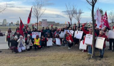 Strike averted for Alberta nursing-care workers after last-minute deal with AHS: AUPE