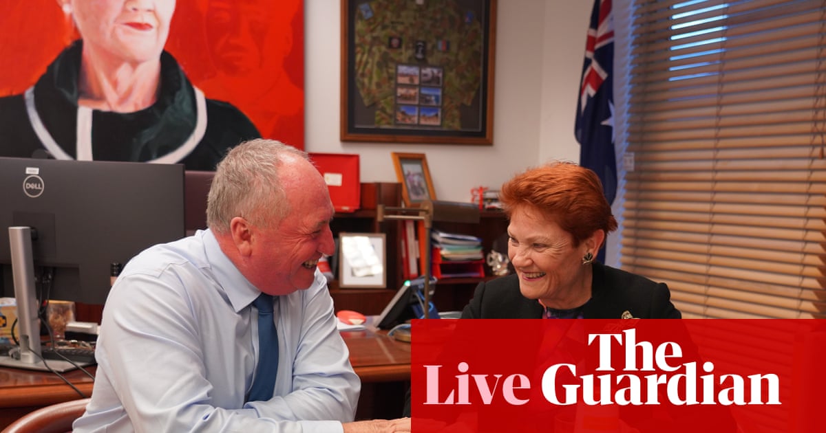 Australia politics live: Hanson pictured sharing sandwich-toaster steak dinner with Joyce after parliament as burqa stunt condemned | Australian politics