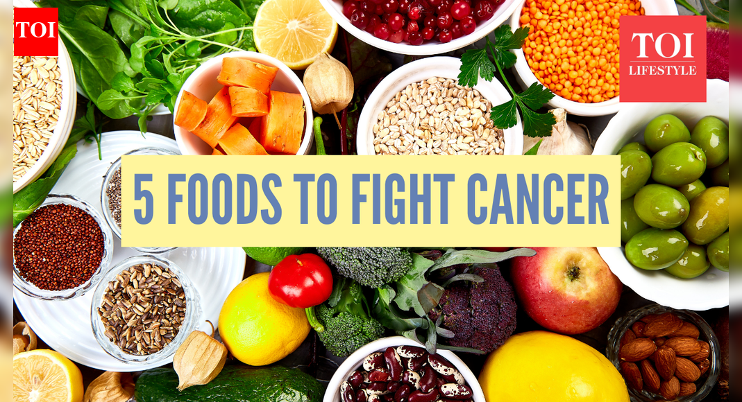 Top oncologist shares 5 foods that can help starve cancer and lower risk