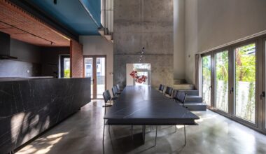 B.RED House / TOOB STUDIO