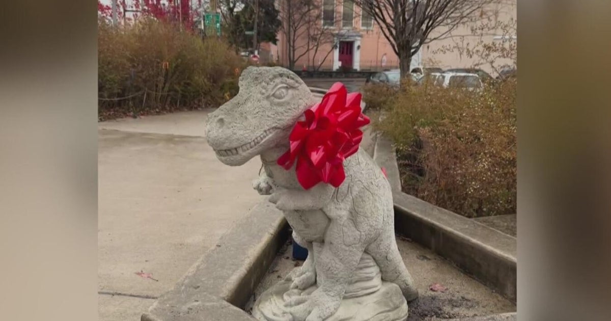 Beloved dinosaur statue in Philadelphia's Manayunk neighborhood replaced after apparent vandalism