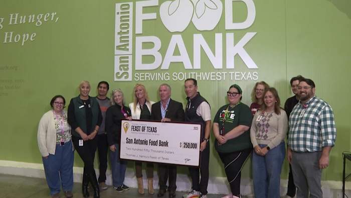 How businesses, groups are giving back to San Antonio community ahead of Thanksgiving