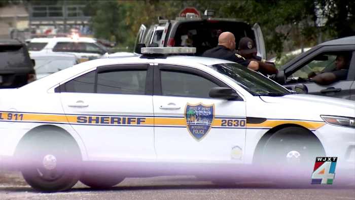 Man found dead in car on Jacksonville’s Westside, foul play suspected: JSO
