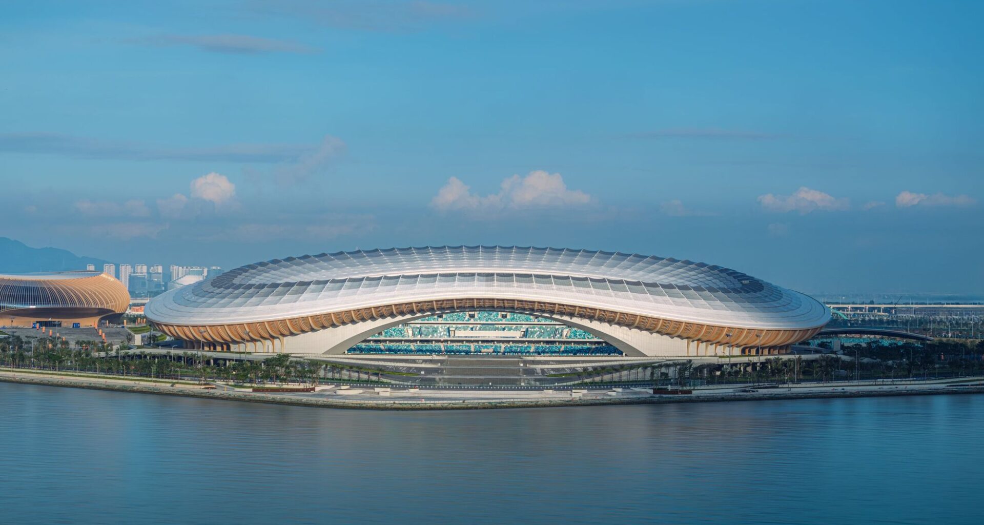 Greater Bay Area Sports Center / Zaha Hadid Architects