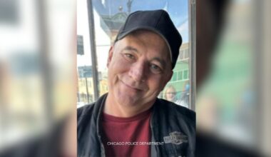 Missing Dan Davis: Man last seen Tuesday after crash in south suburbs, Merrionette Park, Chicago police and family says