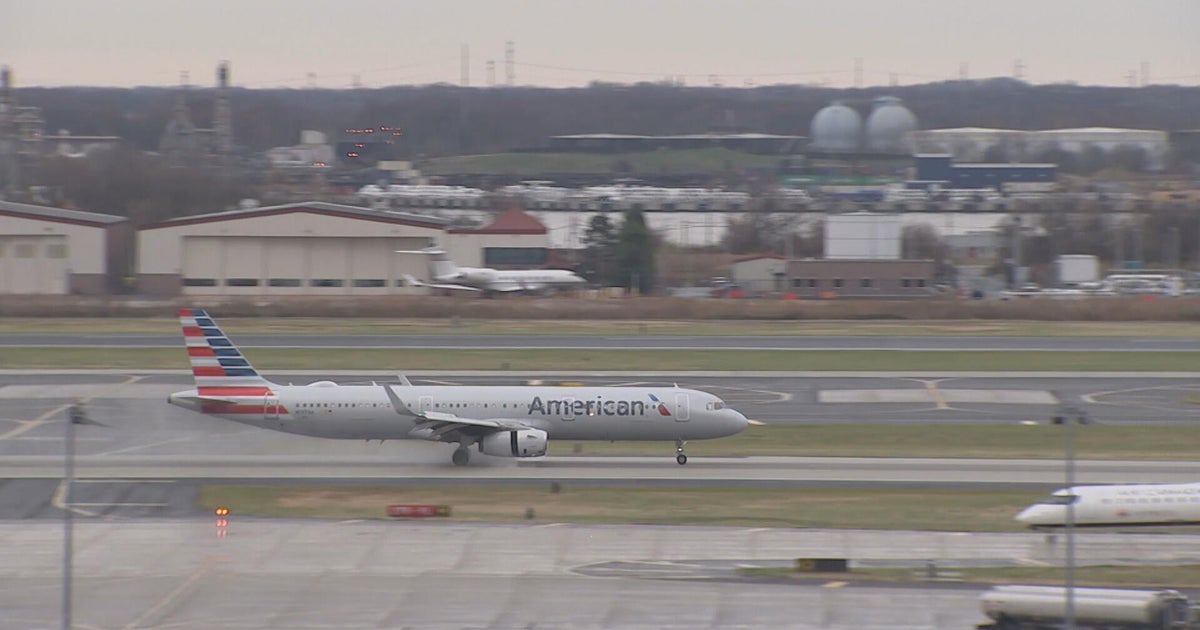 Plane evacuated at Philadelphia International Airport due to mechanical issue