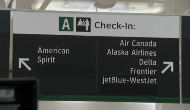 Government shutdown impacts Houston airports with limited checkpoints and possible ground stops