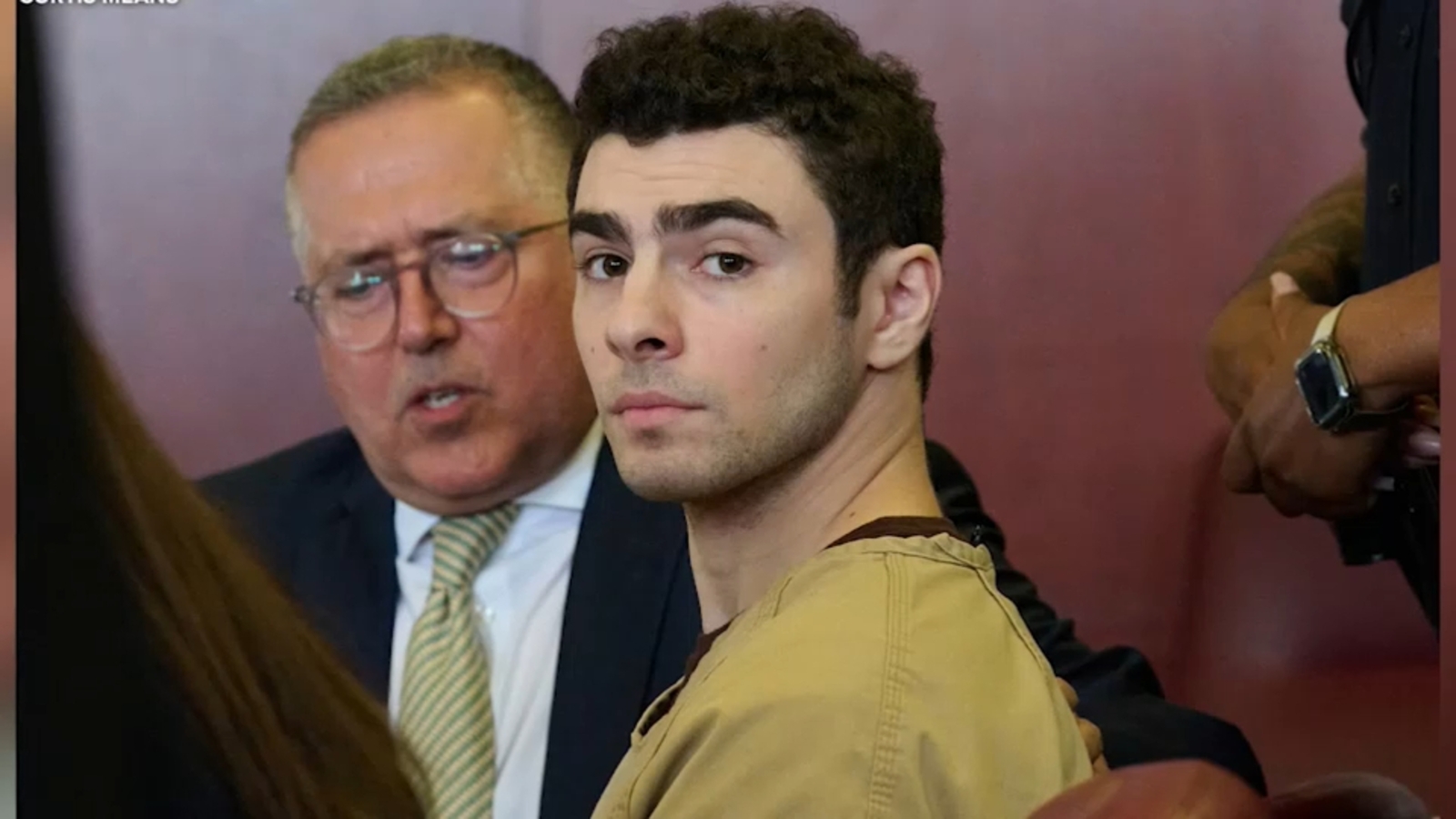 Luigi Mangione takes aim at DA, NYPD over alleged comments made by his mom