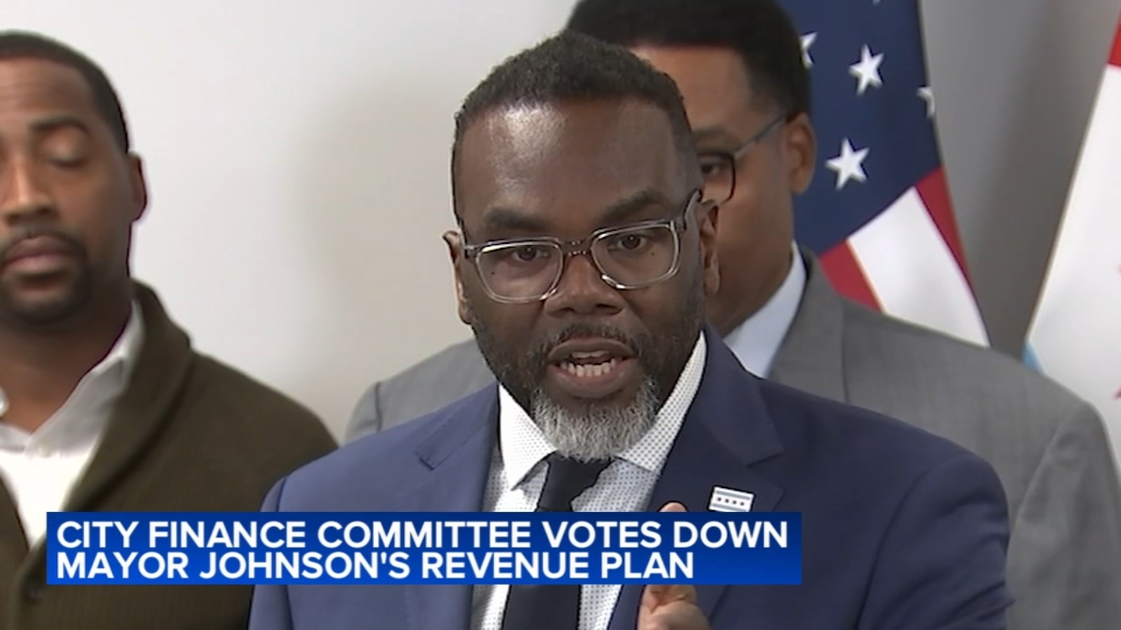 Chicago City Council budget vote: Finance Committee votes down Brandon Johnson revenue plan with head tax; mayor stands ground