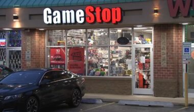 Chicago burglaries: At least 6 businesses burglarized in about 90 minutes in Old Irving Park, West Loop, Lower West Side, CPD says