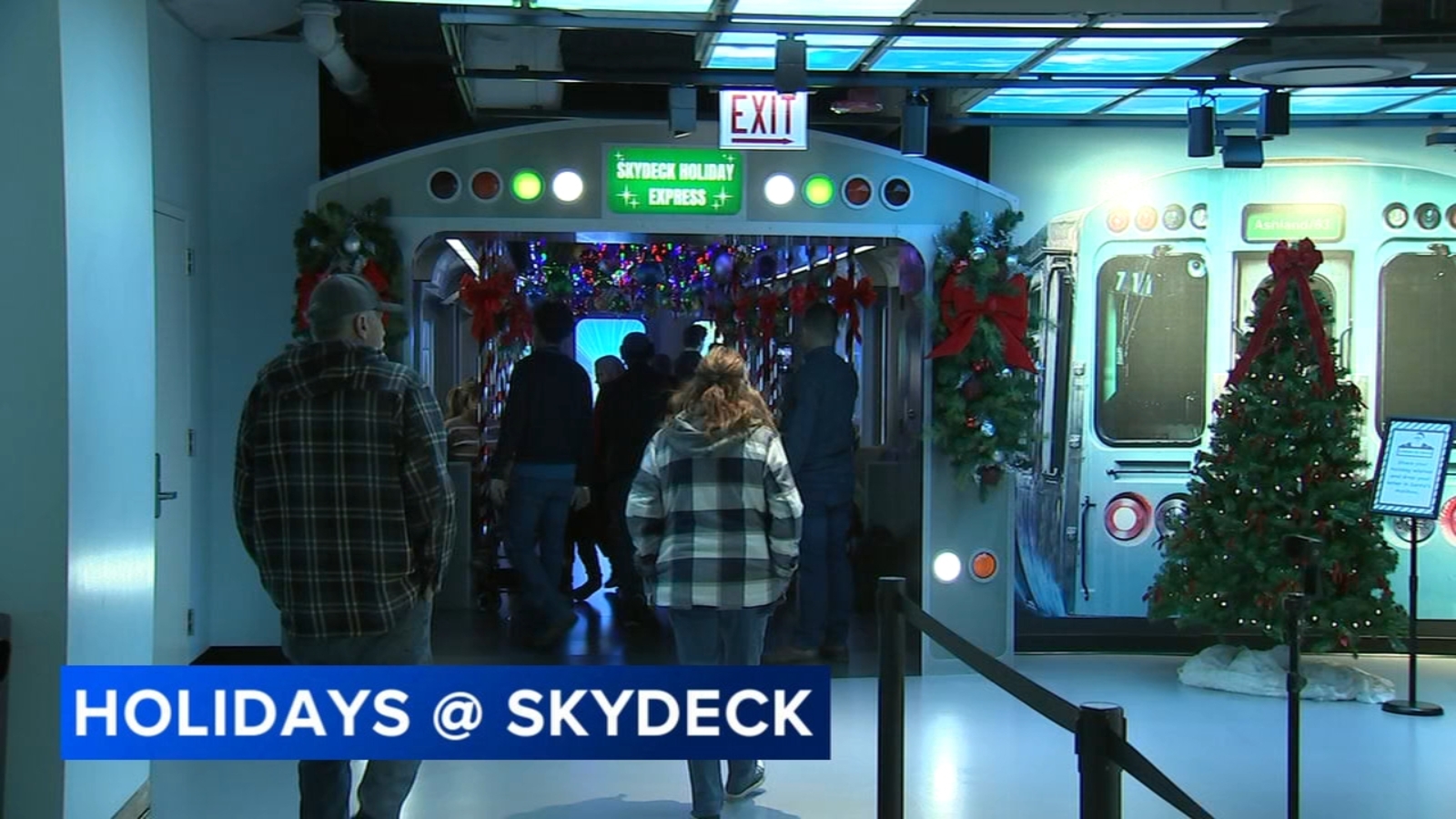 Chicago Christmas events: Willis Tower's Skydeck Chicago decking the halls for the holidays