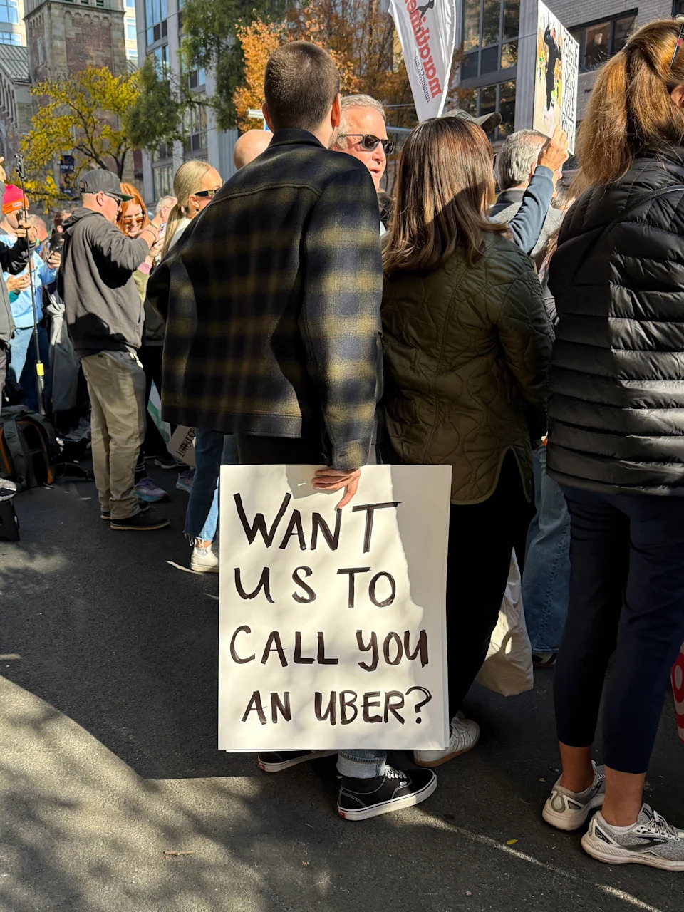 The best and funniest signs of the 2025 New York City Marathon