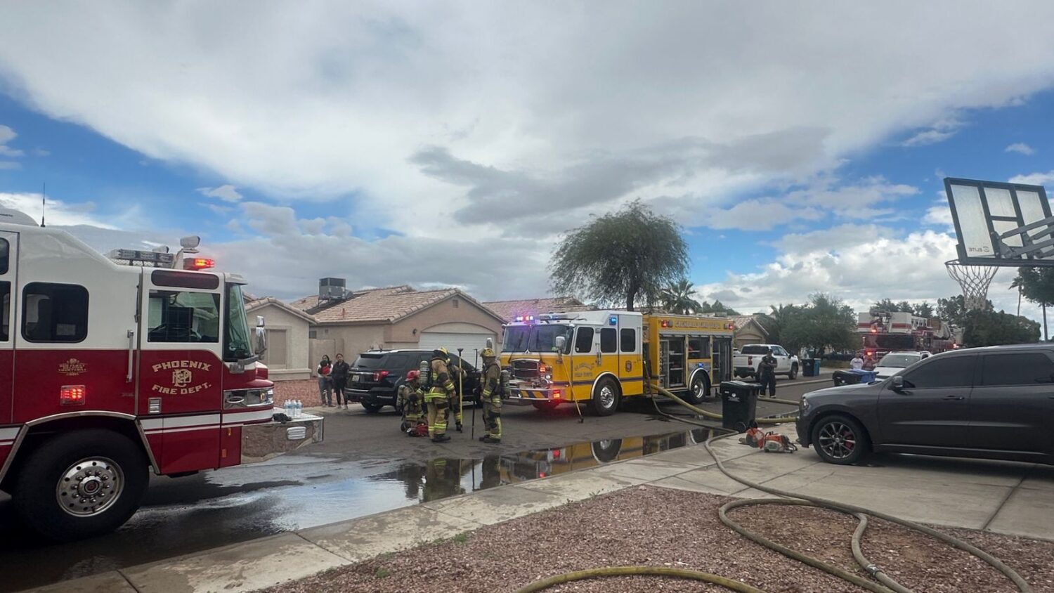 2 dogs dead, 2 people displaced after Phoenix house fire...