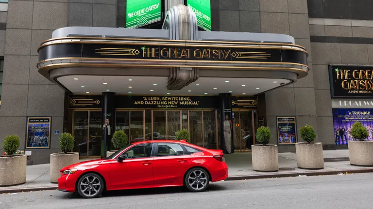 20 2025 Honda Civic Hybrid takes Broadway NYC