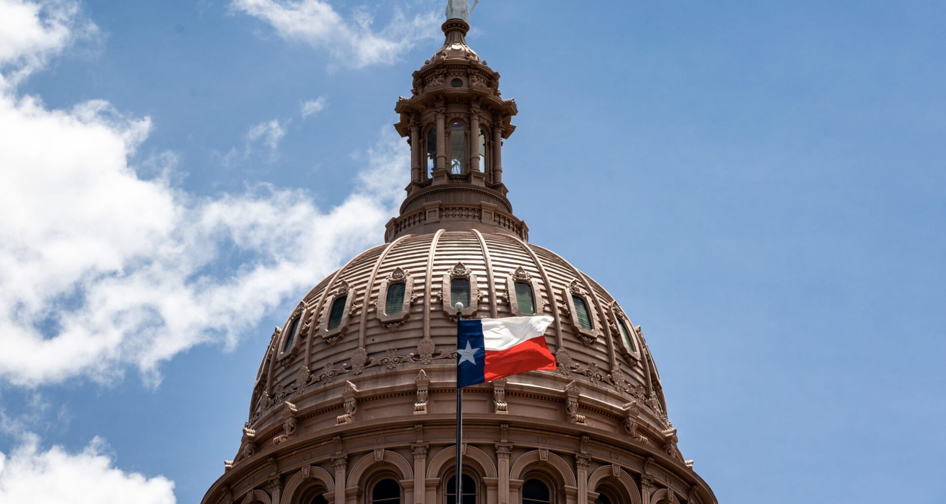 All 17 Texas Constitution amendments on verge of approval