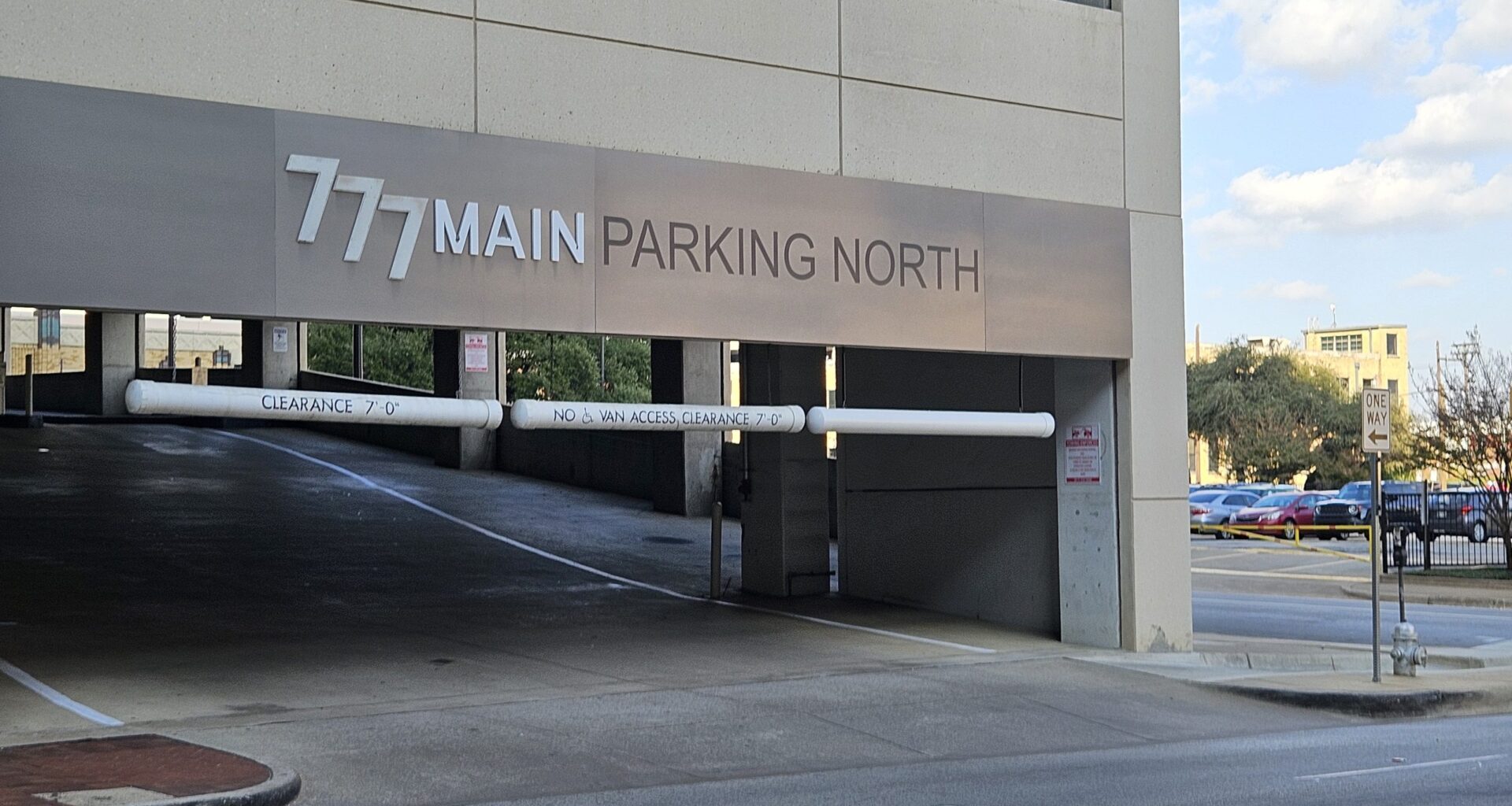 Free parking in downtown Fort Worth garages will be in your rearview mirror next year 