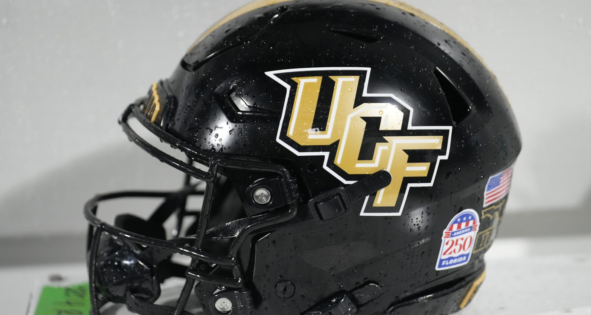 UCF CFB Debuts New 'SpaceU' Uniforms in Photos, Videos Against Houston