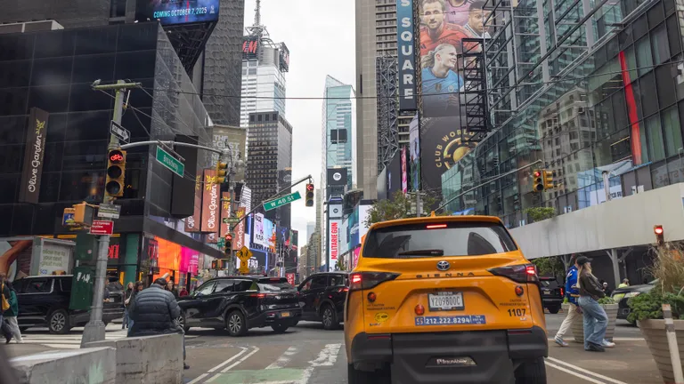25 2025 Honda Civic Hybrid takes Broadway NYC