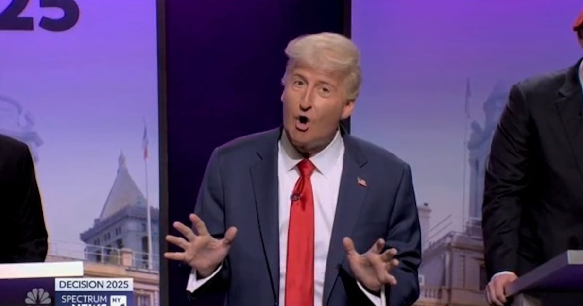 Donald Trump Crashes NYC Mayoral Debate in ‘SNL’ Cold Open