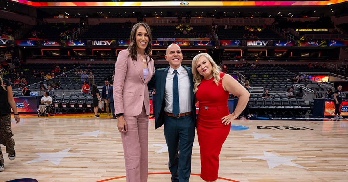 Rebecca Lobo is re-signing with ESPN in a multiyear deal