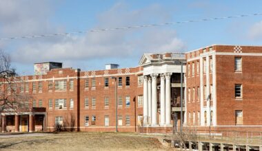 Oklahoma mental health agency buys vacant OKC hospital