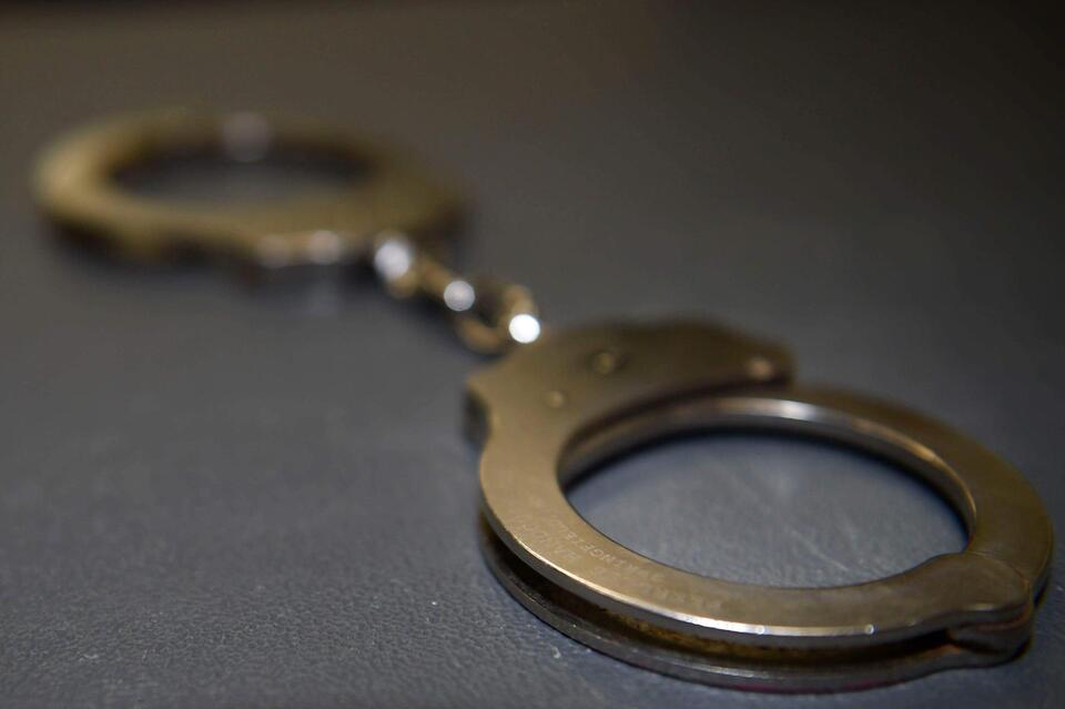 Man caught carrying a pound of meth arrested by Lake Worth police