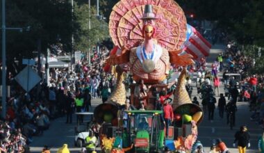 turkey float in a parade