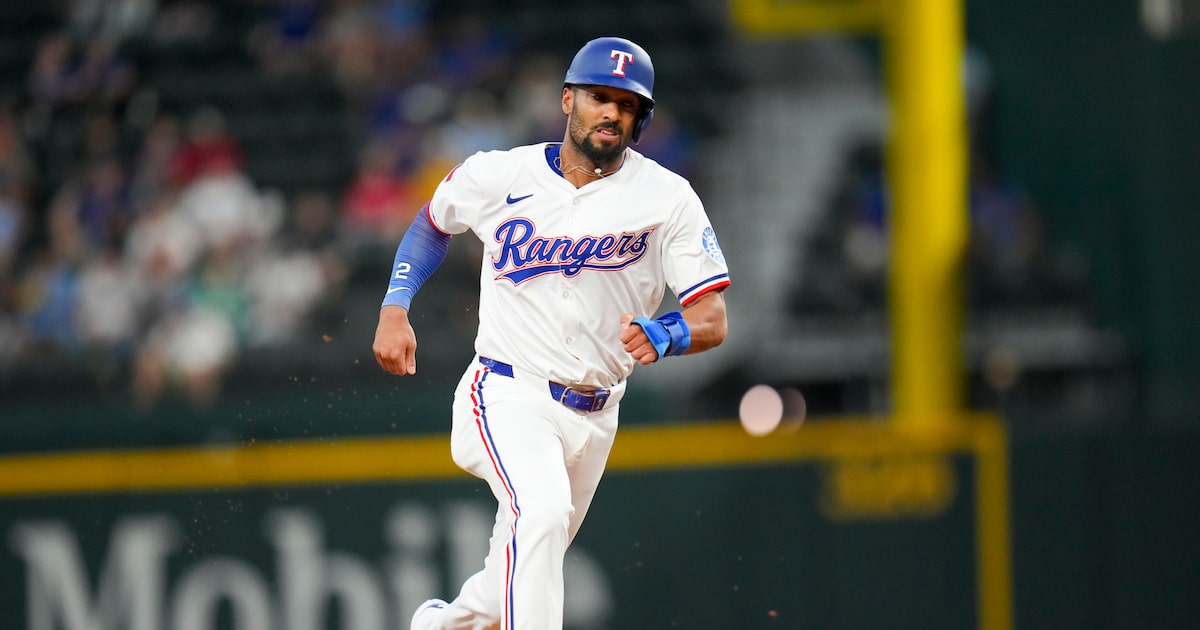Texas Rangers trade second baseman Marcus Semien to New York Mets
