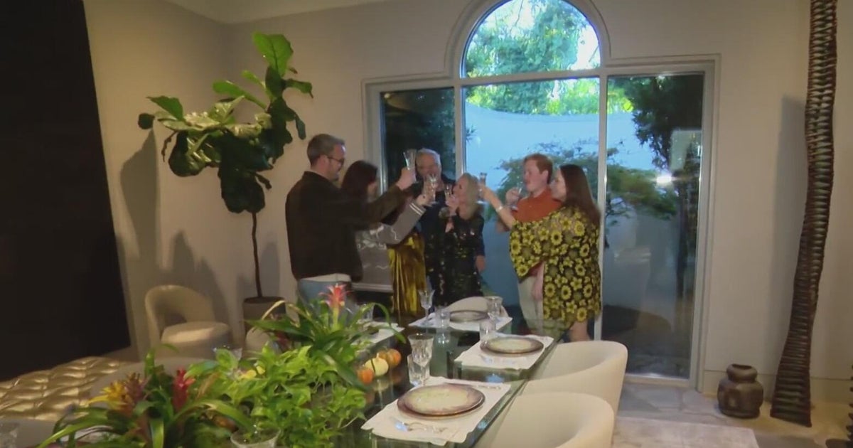 Dallas family shows how planning and safety keep Thanksgiving cooking stress-free