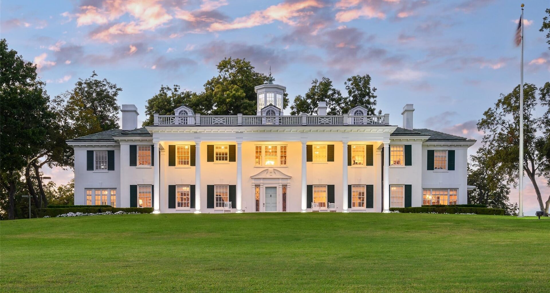 Homes We're Thankful For: H.L. Hunt's Mount Vernon on White Rock Lake