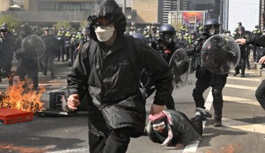 Premier’s promised mask laws to fall short amid prospect of legal challenges