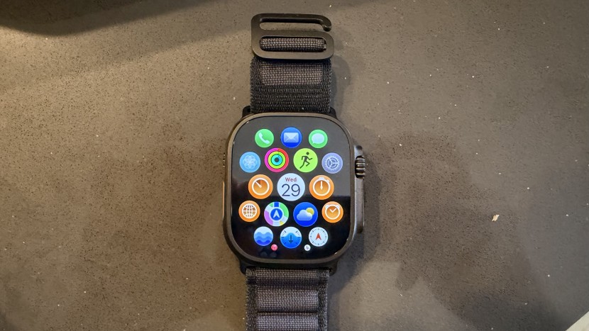 apple watch ultra 3 - no other smartwatch has an app catalog comparable to the ultra 3...