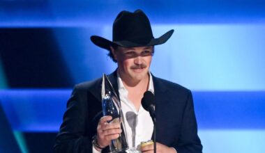 Zach Top and Ella Langley lead wins at 2025 CMA Awards - Music - Entertainment