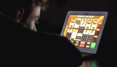 One in 10 online gamblers have four or more accounts and 10% bet while at work, research shows