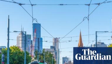 Victoria urged to ramp up train, tram and bus services – and make off-peak transport cheaper | Victoria