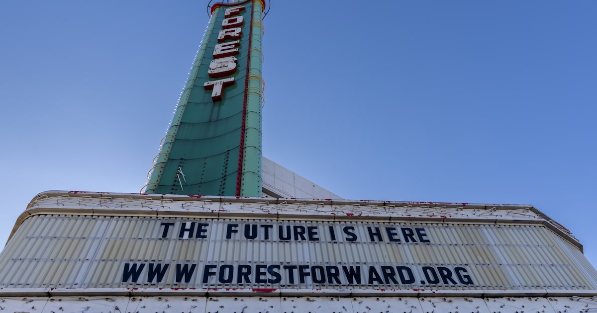 South Dallas to see its first Starbucks drinks at Forest Theater. What to know