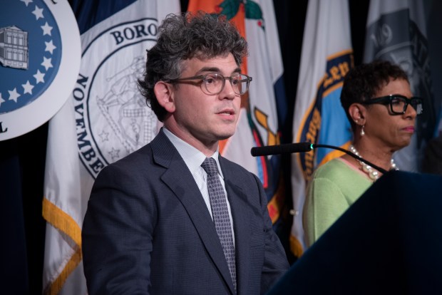 Councilmember Lincoln Restler during a City Council press conference on Wednesday, Nov. 12, 2025. (John McCarten/NYC Council Media Unit)