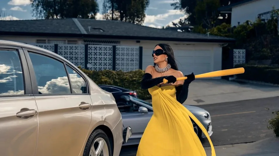 alls-fair-kim-kardashian-hulu