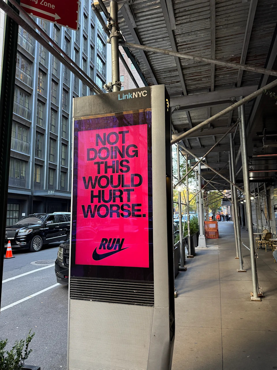 Here are the funniest signs of the 2025 New York City Marathon