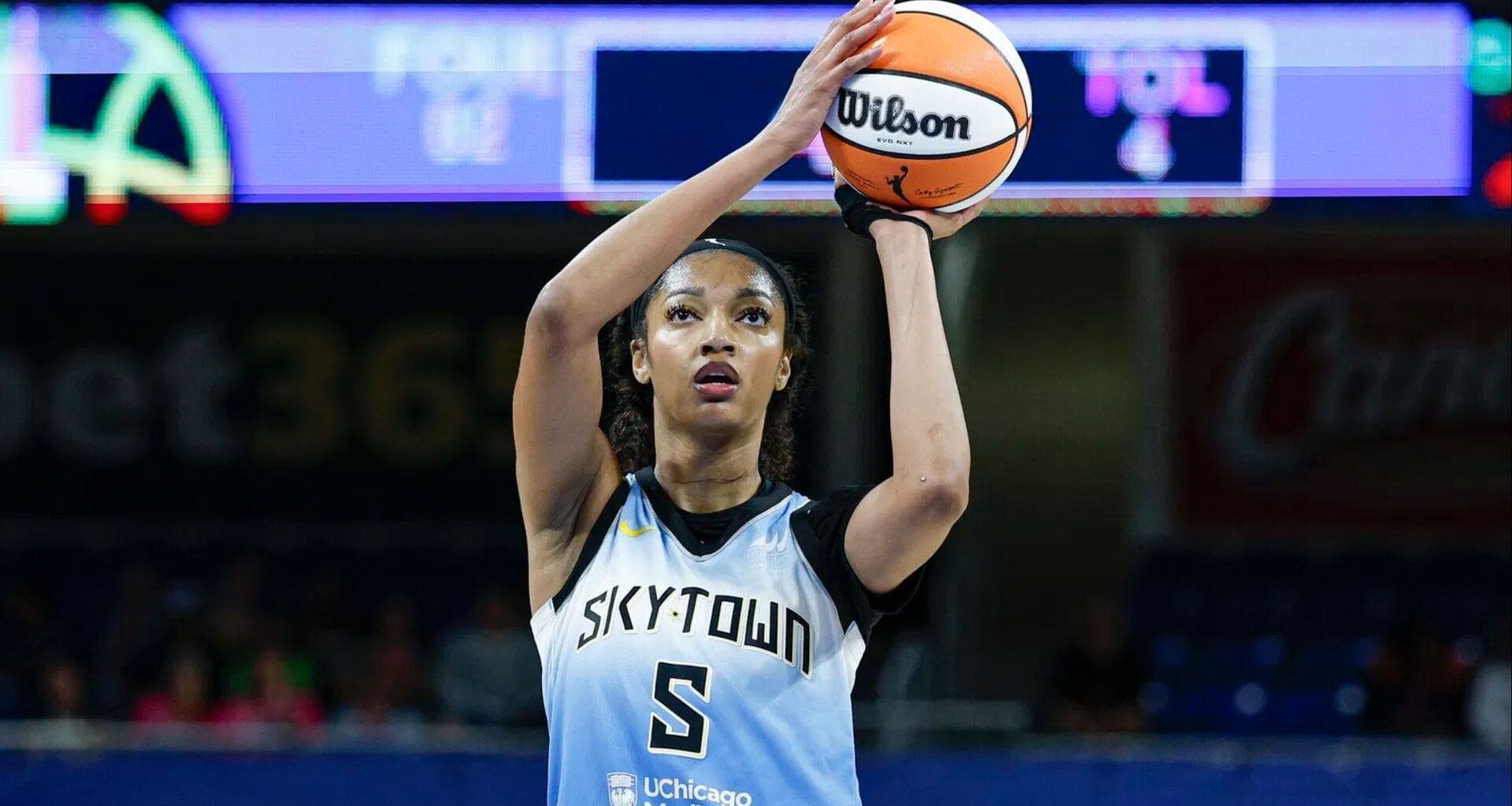 Angel Reese stuns fans with revamped shooting technique as Sky star grinds through offseason training. (Photo: IMAGN)