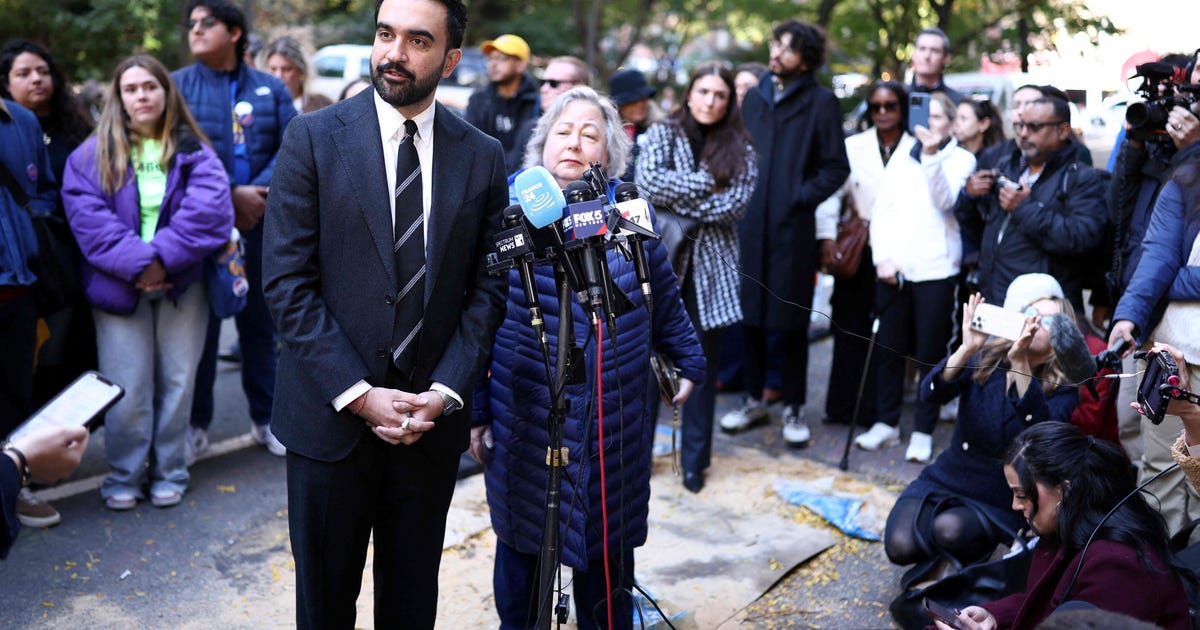 Who's Afraid of Zohran Mamdani? How the Mayoral Race Has Divided Jews in New York - Haaretz