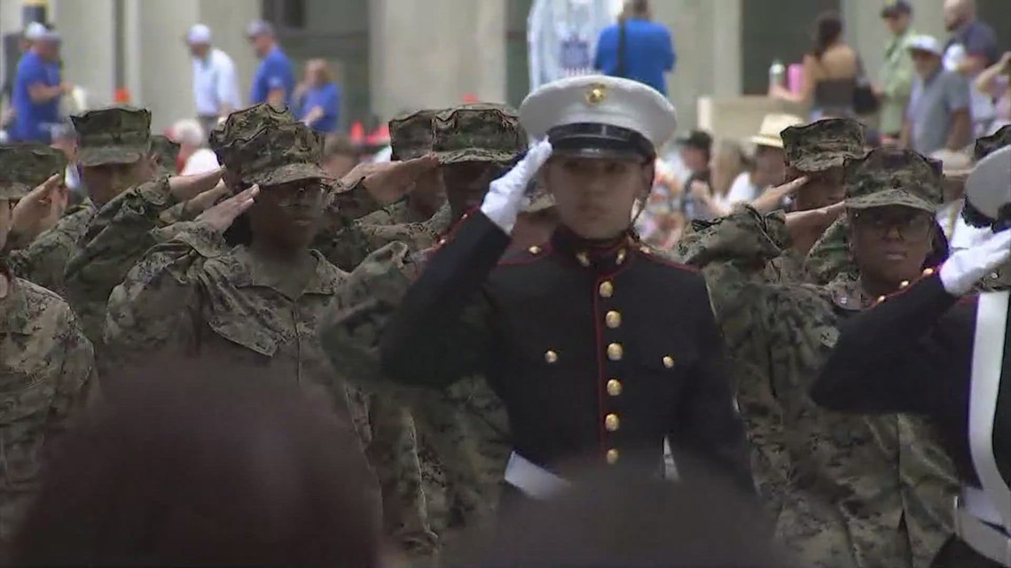 Houston’s Veterans Day Parade still on despite government shutdown