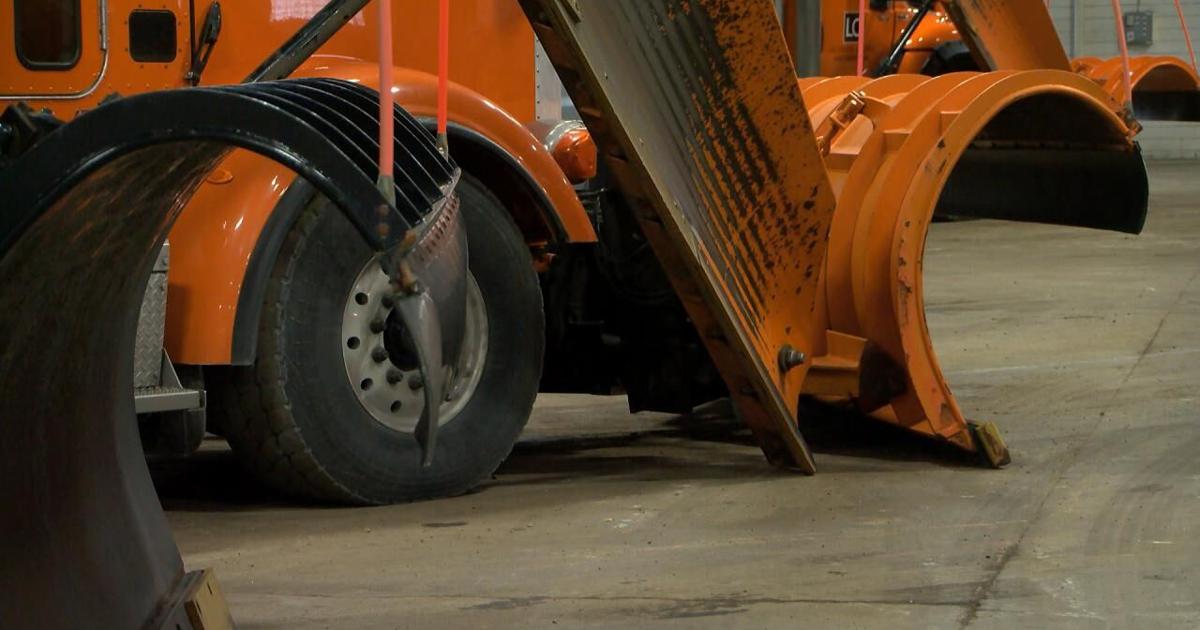 Snow crews eat for free at La Crosse's Pizza Ranch Sunday | La Crosse