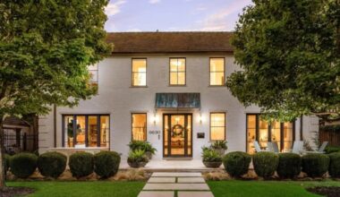 This Beautifully Reinvented Lakewood Georgian Shows How It's Done