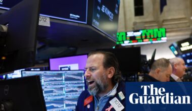 AI bubble fears return as Wall Street falls back from short-lived rally | Stock markets